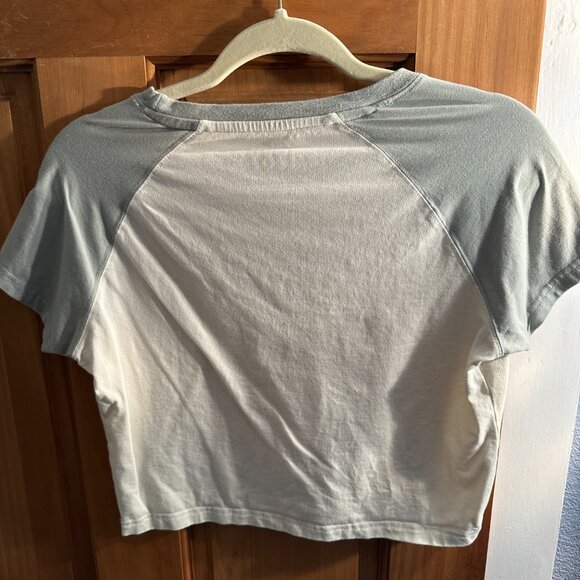 Taylor Swift T- Shirt - Picture 2 of 2